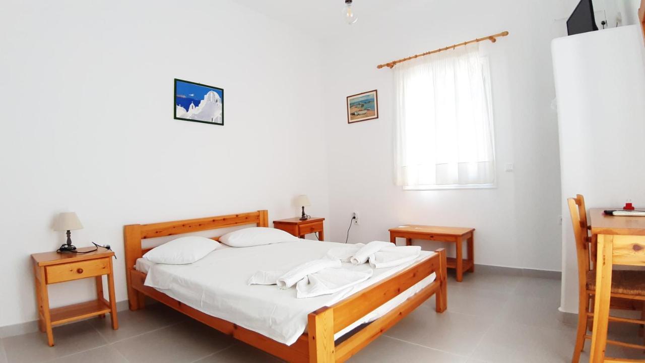 Bizas Rooms & Studios Páros Exteriér fotografie